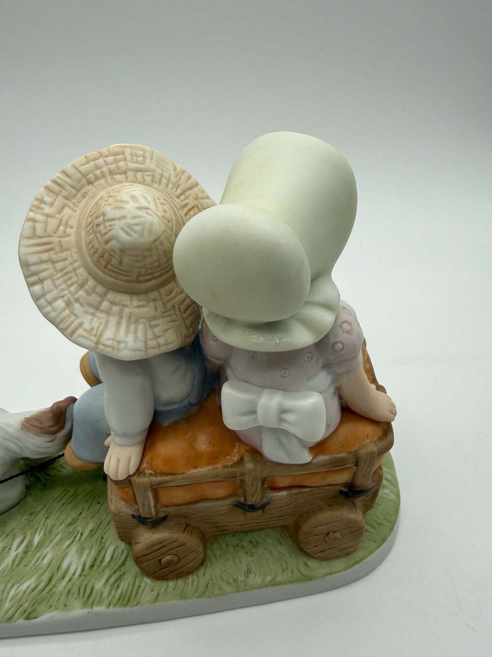 Homco Circle of Friends "Fall's Bounty" Boy & Girl on Pumpkin Wagon Figurine 199 - Picture 6 of 10